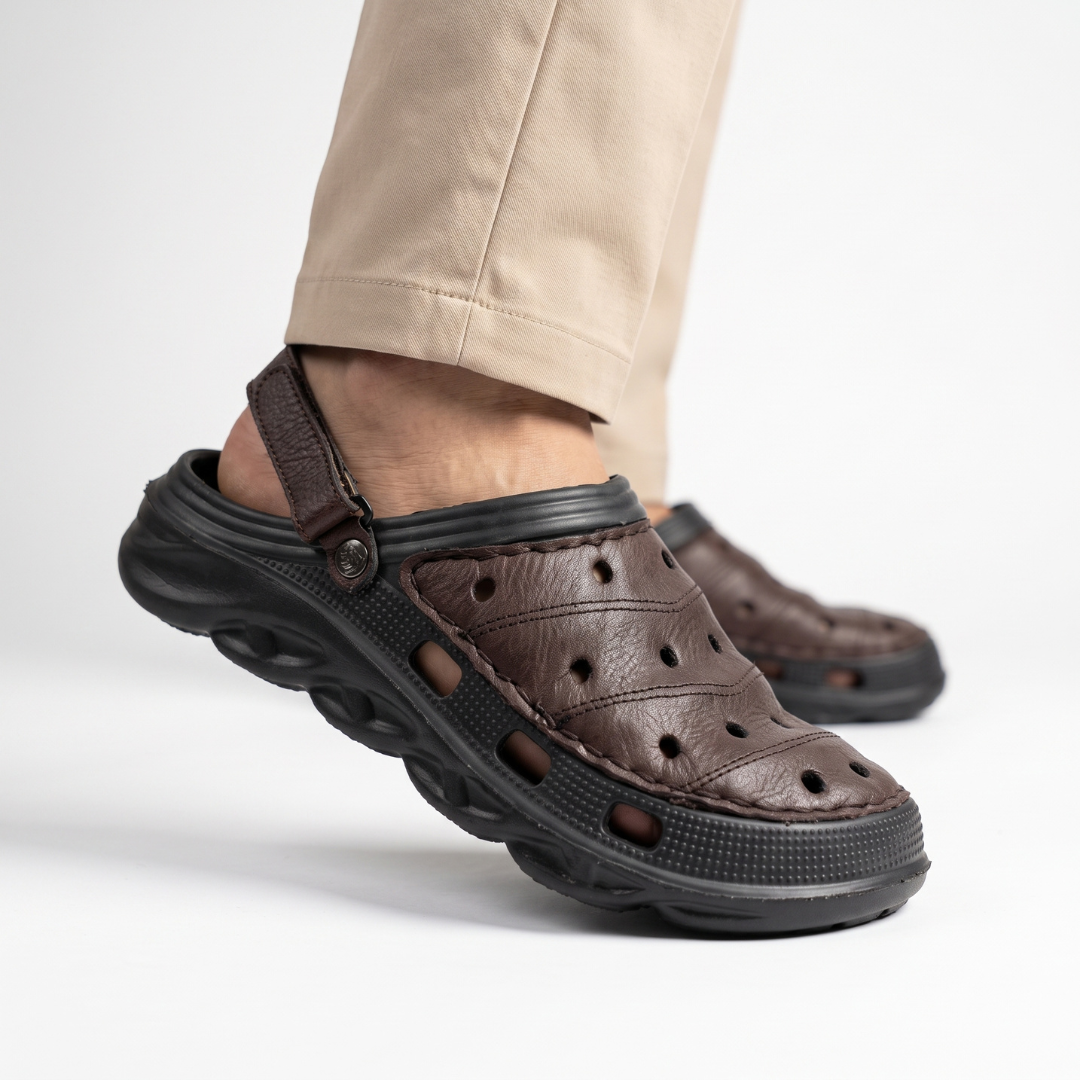 Mild Grain Leather CLOGS + FREE SHINER + FREE DELIVERY